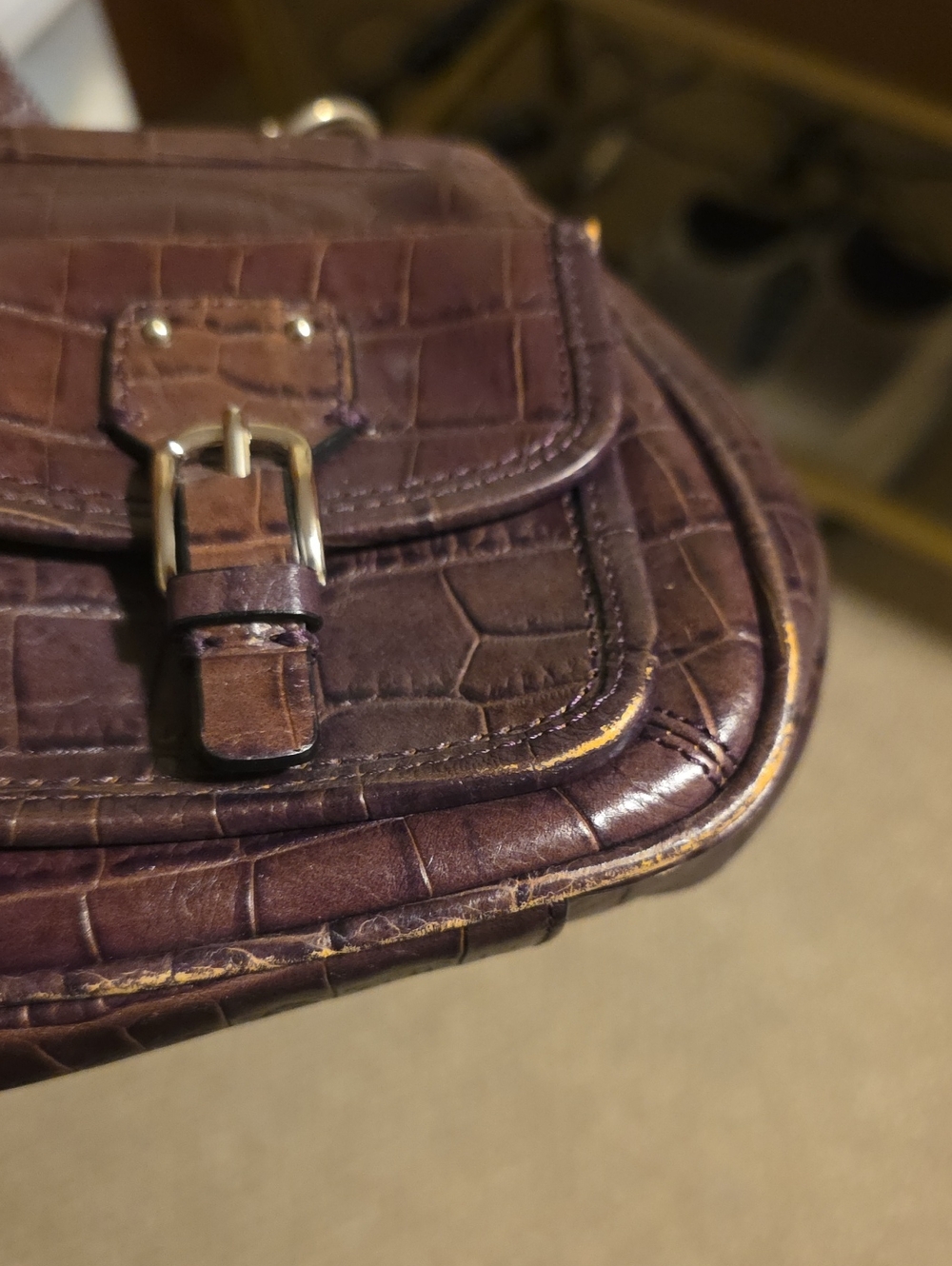 Fossil Classic Croc-Embossed Purple/Brown Shoulder Bag - Picture 10 of 10